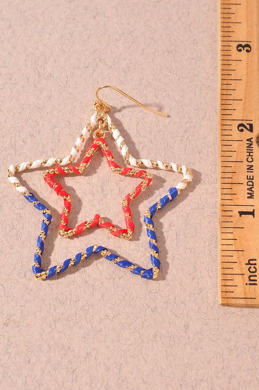 Load image into Gallery viewer, DOS STARS EARRINGS - WHITE
