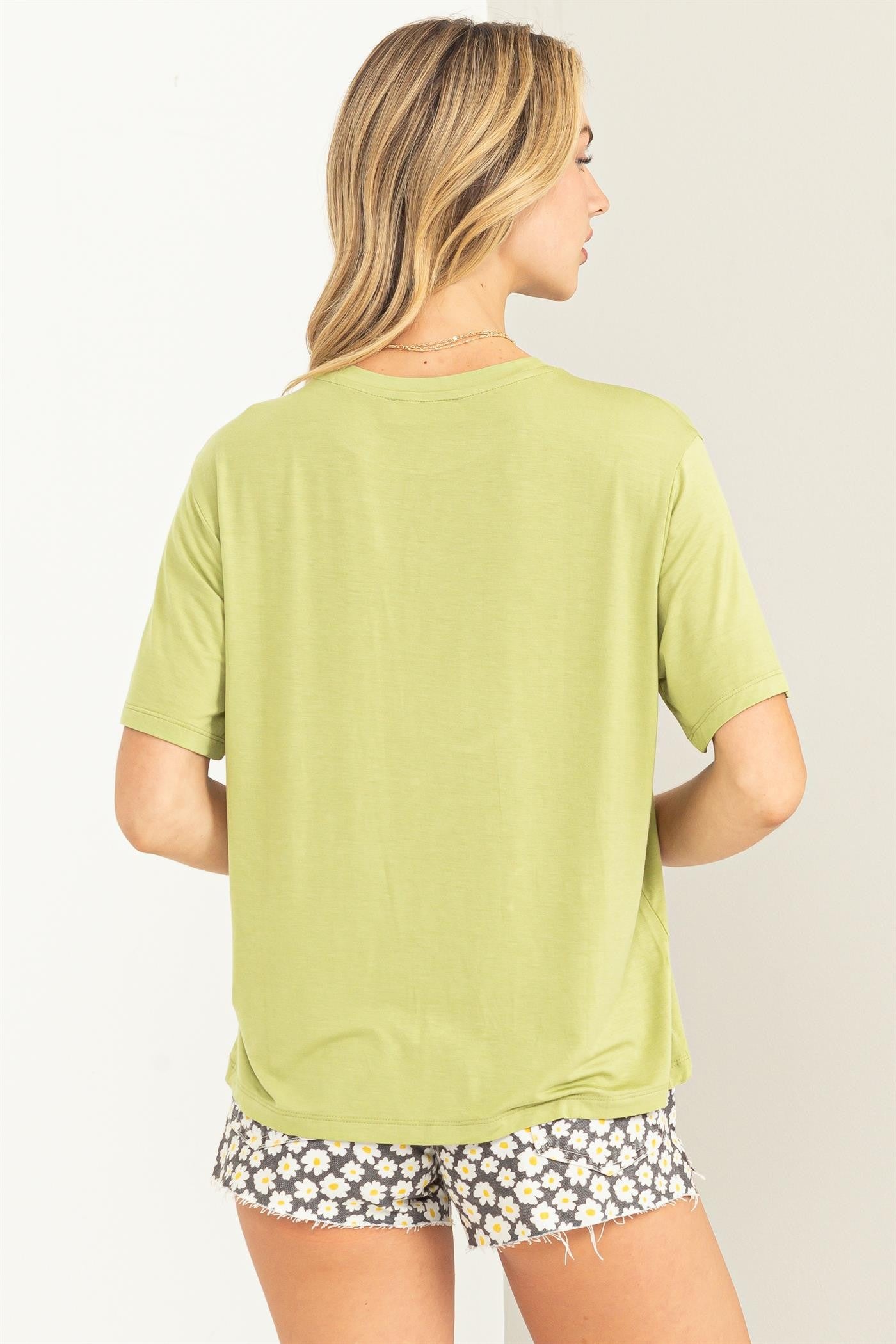 ESSIE TEE - PALE OLIVE
