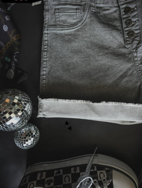 SWAP IT OUT REVERSABLE SHORT - MIDNIGHT