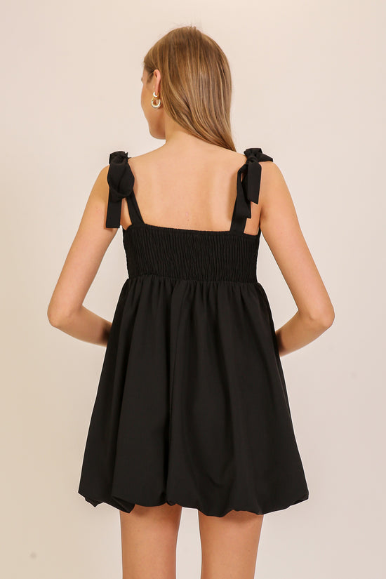 CHIC VIBES BUBBLE DRESS - BLACK