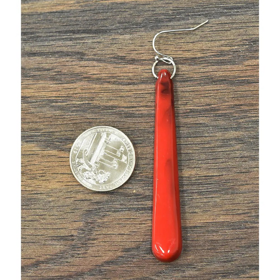 RED OYSTER STYLE DANGLE EARRINGS