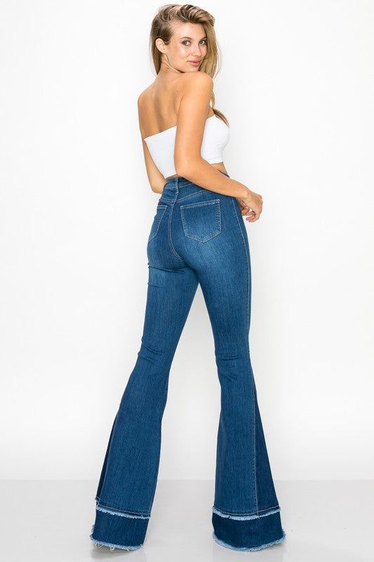 Load image into Gallery viewer, LIVIN&amp;#39; GOOD JEANS
