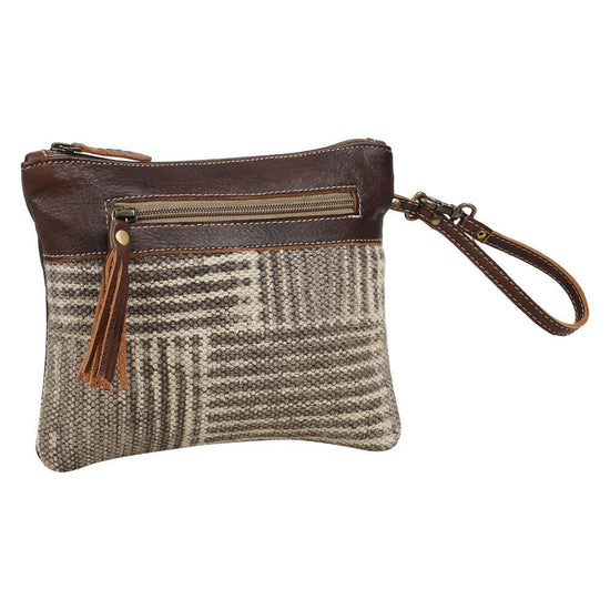 PUZZLED POUCH